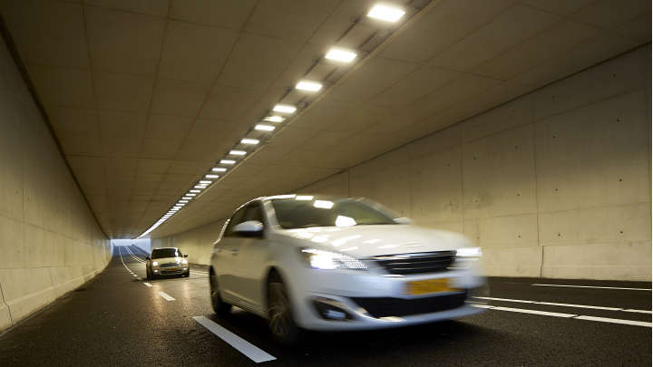 LED tunnel light by Philips Lighting