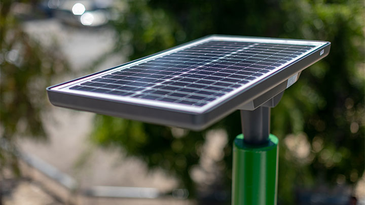 Solar outdoor lighting